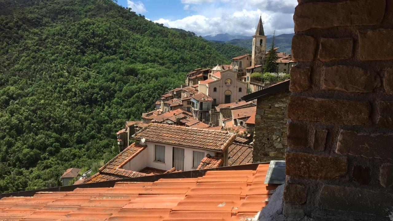 House In The Medieval Village Apricale Exterior foto